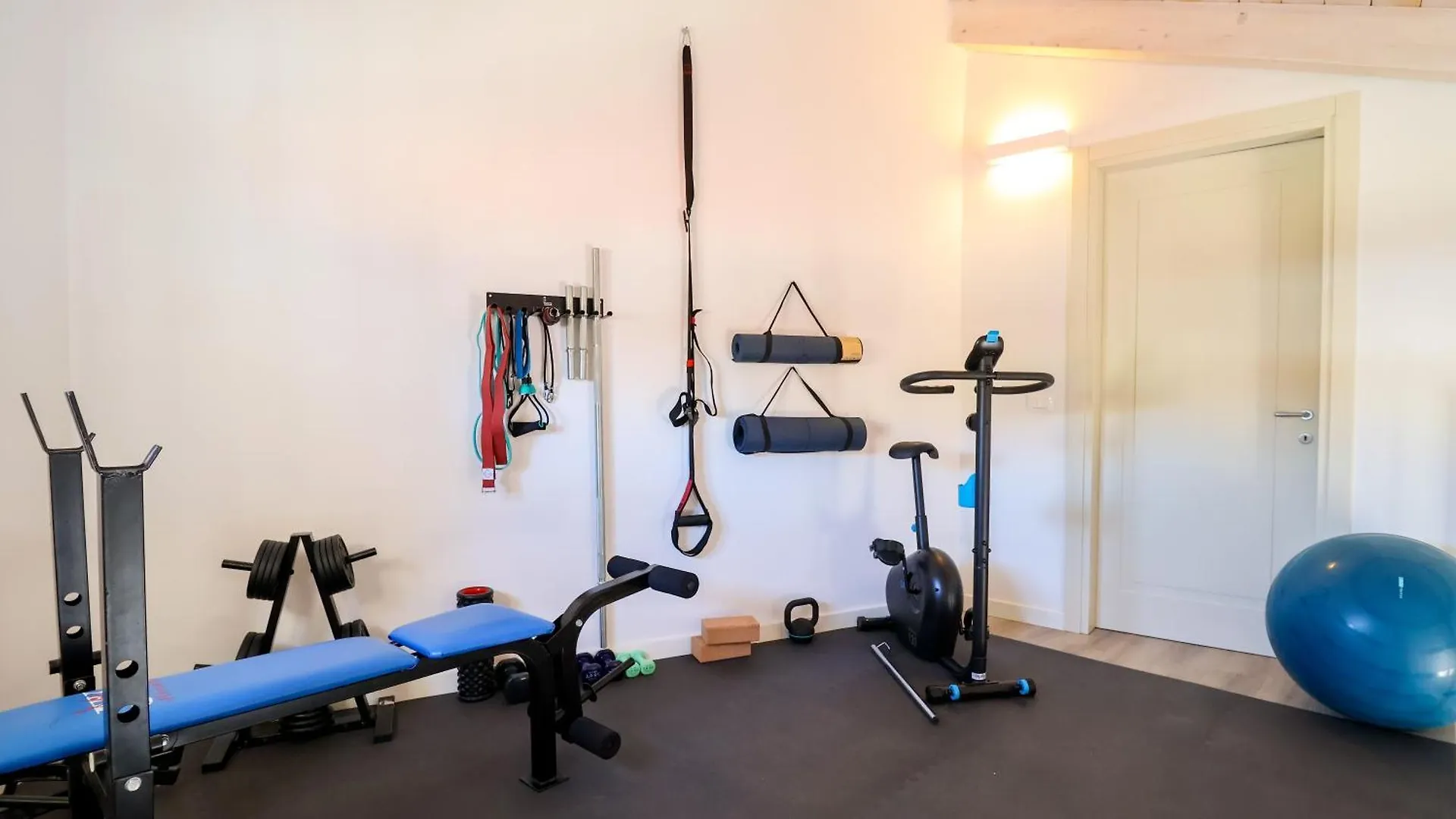 מונטה קטיני טרמה Tuscan Luxury Apartment In The Centre - With Wi-Fi, Gym, Terrace מונטה קטיני טרמה